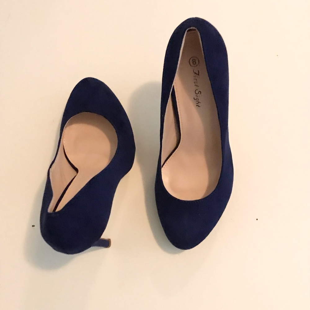 Royal blue heel